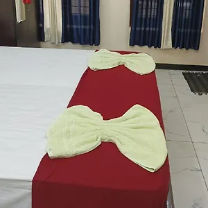  Hotel Sri Padmanabha Tourist India